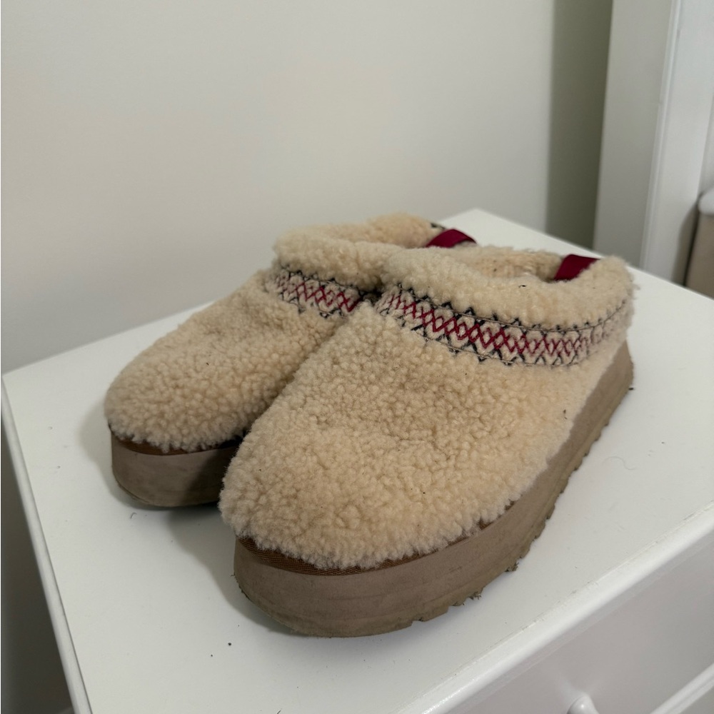 Ugg Sherpa Tasman platform
